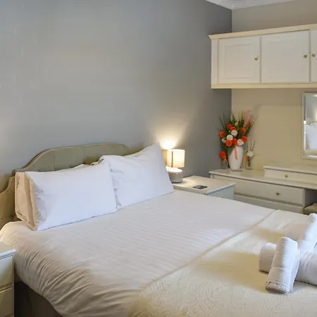 Tatil Evi Courtyard View *